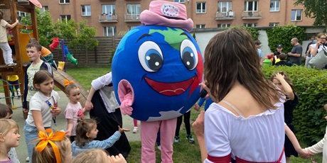 Powiększ grafikę: 70-lecie-niezapominajki-635159.jpg